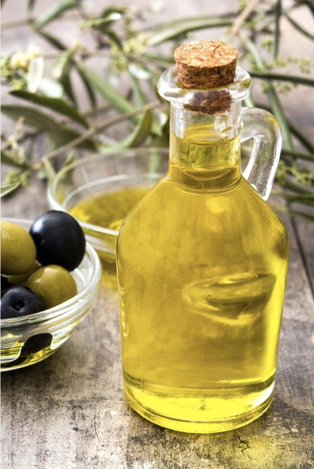 12 Surprising Health Benefits of Olive Oil